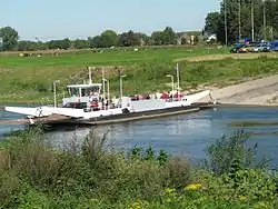 Ferry between Meeswijk and Berg