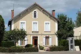 The town hall in Lencouacq