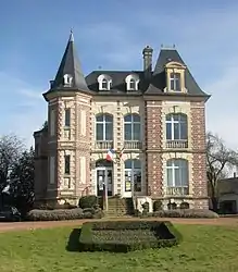 The town hall in Chépy