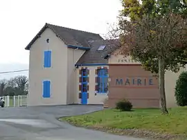 The town hall of Lonçon