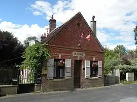 The town hall in Pouilly