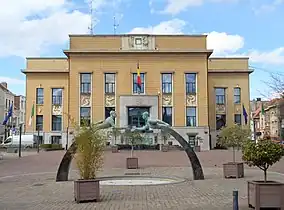 Koekelberg's Municipal Hall seen from the Place Henri Vanhuffel/Henri Vanhuffelplein