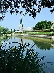 The church in Manneville-ès-Plains