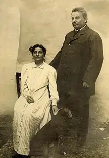 Mariù Pascoli and her brother Giovanni