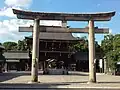 Torii and Rōmon