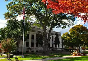 McNairy County Courthouse in Selmer