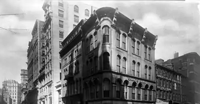 Corner of State St. and Merchants Row, c. 1900 (Old State House at lower left)