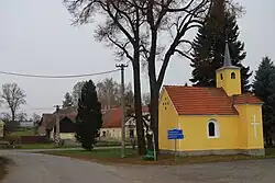 Chapel in the centre of Mišovice