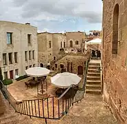 Courtyard of the Kasr-i Nehroz hotel