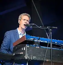 Mike Lindup performing with Level 42 in 2017