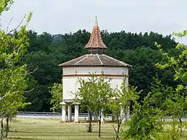 The dovecote in Montalzat