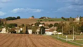 A general view of Montignac-de-Lauzun