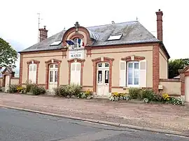 The town hall in Mormant-sur-Vernisson