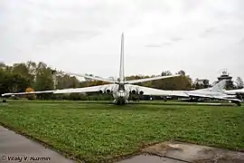 M-4-2 tanker aircraft