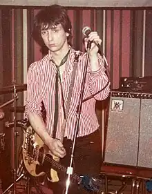 Thunders performing at the VFW Post in Ann Arbor, Michigan in July 1979. He was then collaborating with Wayne Kramer of MC5, as Gang War.