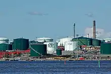 Image 30Neste Oil refinery in Porvoo, Finland (from Oil refinery)