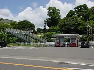 Small station building and overpass in 2008