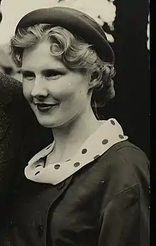 Black-and-white photographic portrait of Noreen Murray