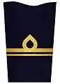 Sleeve insignia on innerkavaj m/48 ("inner jacket m/48") for a lieutenant.(2003–present)