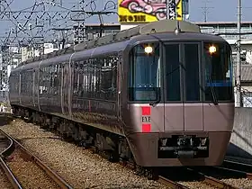 A 30000 series half-set with a gangwayed driving car leading in February 2004