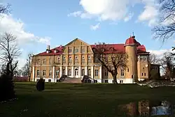 Smolnica Palace