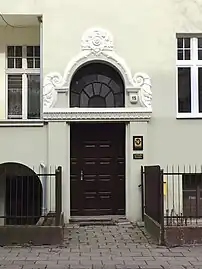 portal on Zamoyskiego street