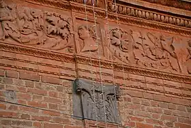 Facade decorations: detail.