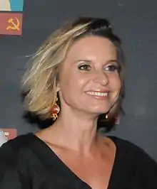 Paula Burlamaqui as Dolores Neiva.