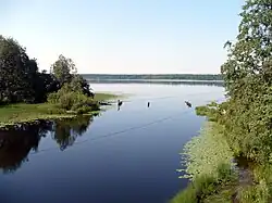 Lake Peretno and the source of the Peretna River