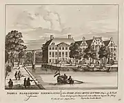 The Oudezijds Huiszittenhuis on the Leprozengracht with the Arsenaal on the right. Seen along the Houtgracht to the Leprozengracht, with the Portuguese-Israelite Synagogue in the distance. c. 1710