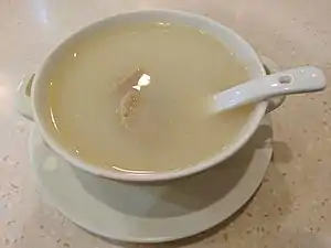 Pig Lung and Almond Soup (杏汁豬肺湯) is a common lou fo tong.