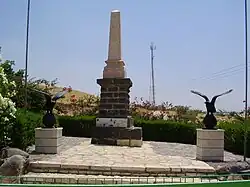 A 1914 Ottoman memorial for two killed pilots, 1,5 km east of the village site