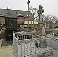 Remembering of Barbedette family and abbot's Cuérin tomb (center)