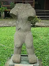 Image 29Anthropomorphic figure from the Proto-Lencan culture found at Los Naranjos, Honduras. An example of Mesomerican art during the preclassic Period. (from Mesoamerica)