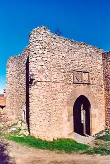 Palazuelos' walls. Puerta de El Monte.