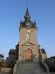 The church of Saint-Pierre, in Quédillac