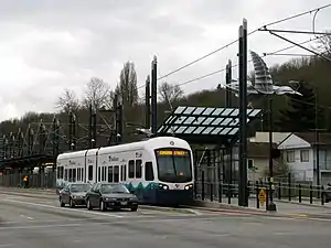 Light rail train at Rainier Beach station