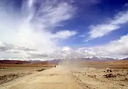 On the road from Lhasa to Gyantse.