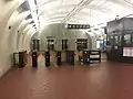 New expanded mezzanine at Rosslyn station. Note the use of the newer four-coffered arch design.