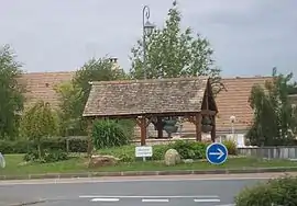 Roundabout on the road to Le Mans