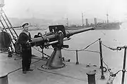 A Russian 75 mm/50 gun aboard cruiser Gromoboy.