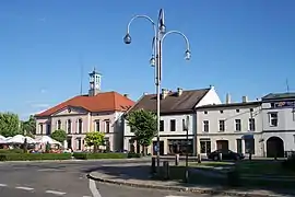 Market square (Rynek) with the town hall (Ratusz)