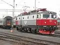 Rc6 in silver-and-red SSRT livery, operated by SJ, at Luleå C