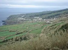 The coastal plain of Feteiras, with its surroundings of pasturelands and subdivided parecels