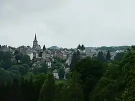 A general view of Saint-Sauves-d'Auvergne