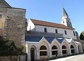 The church and washhouse in Salives