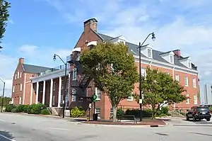 Sampson County Courthouse in Clinton