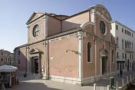 Facade on Campo San Felice