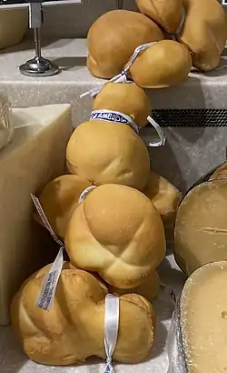 Smoked scamorza (scamorza affumicata)