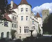 Neubeuern Castle, construction of the middle tract, 1904–1908